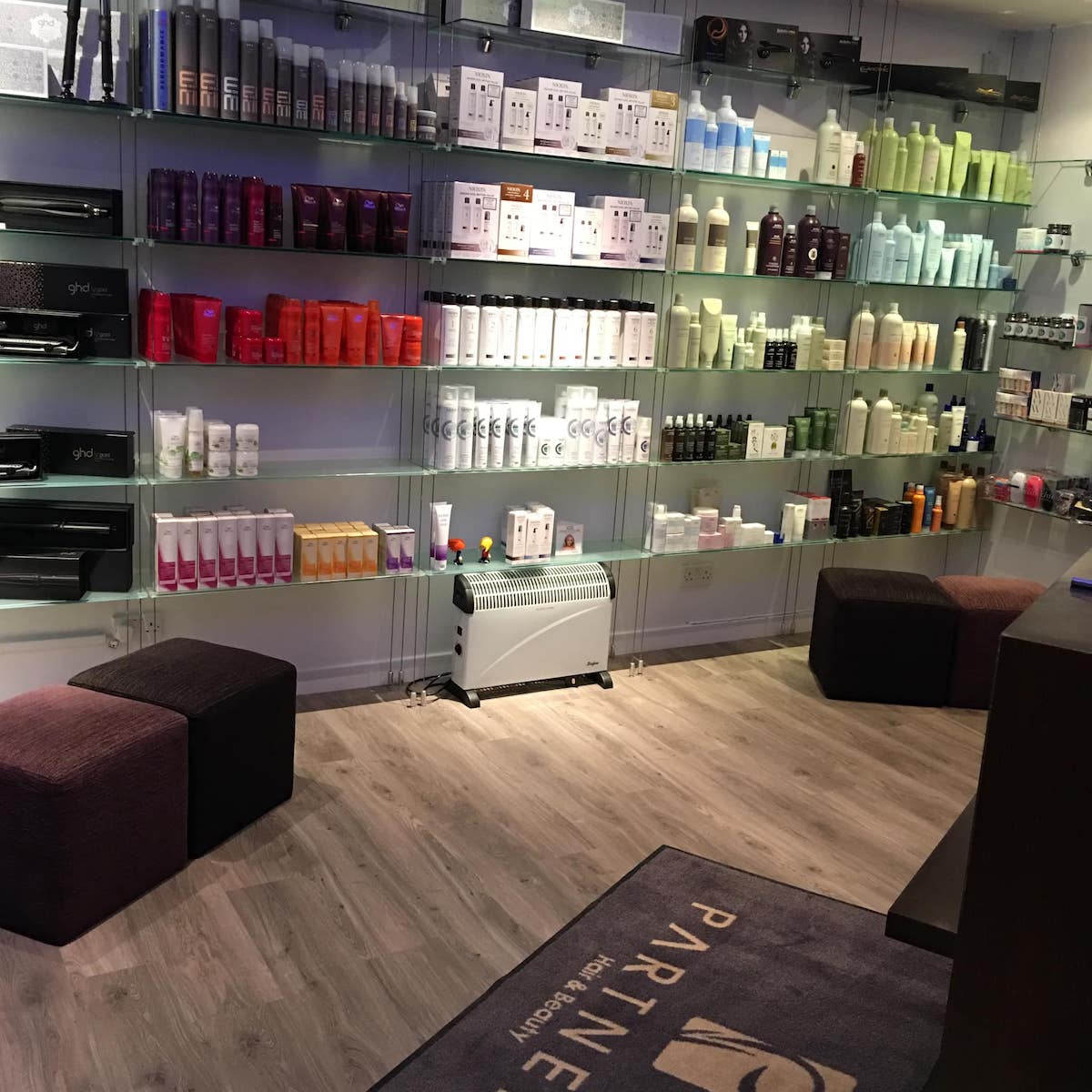 Spacious beauty room to rent Dundee Partners salon